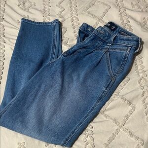 Hollister High-Rise Women's Jeans - Medium Blue Wash